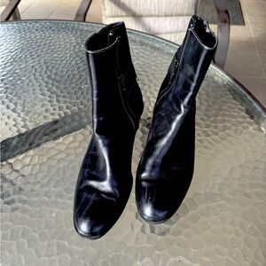 Beautiful leatherr boots, Joan and David, 7M